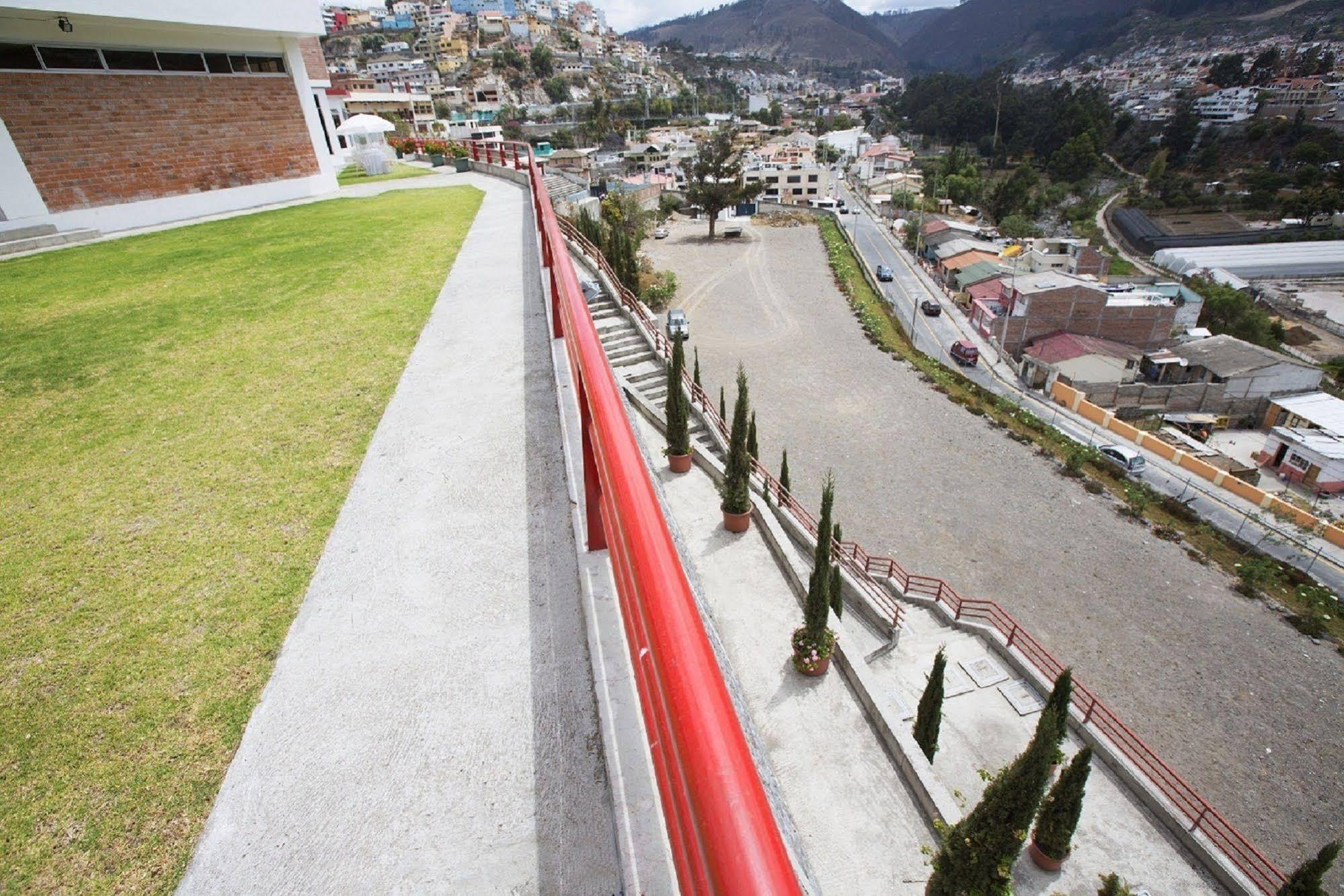 Hotel Ambato Ngoại thất bức ảnh