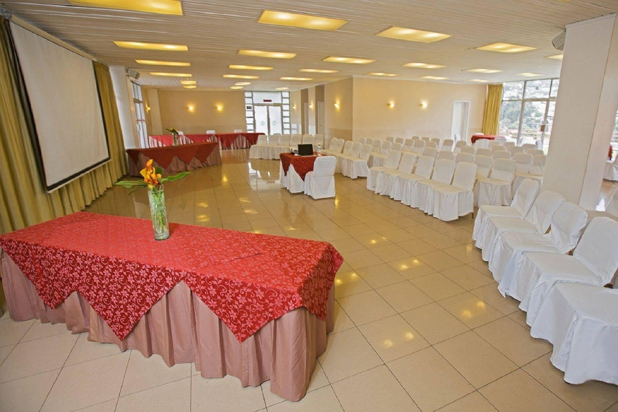 Hotel Ambato Ngoại thất bức ảnh