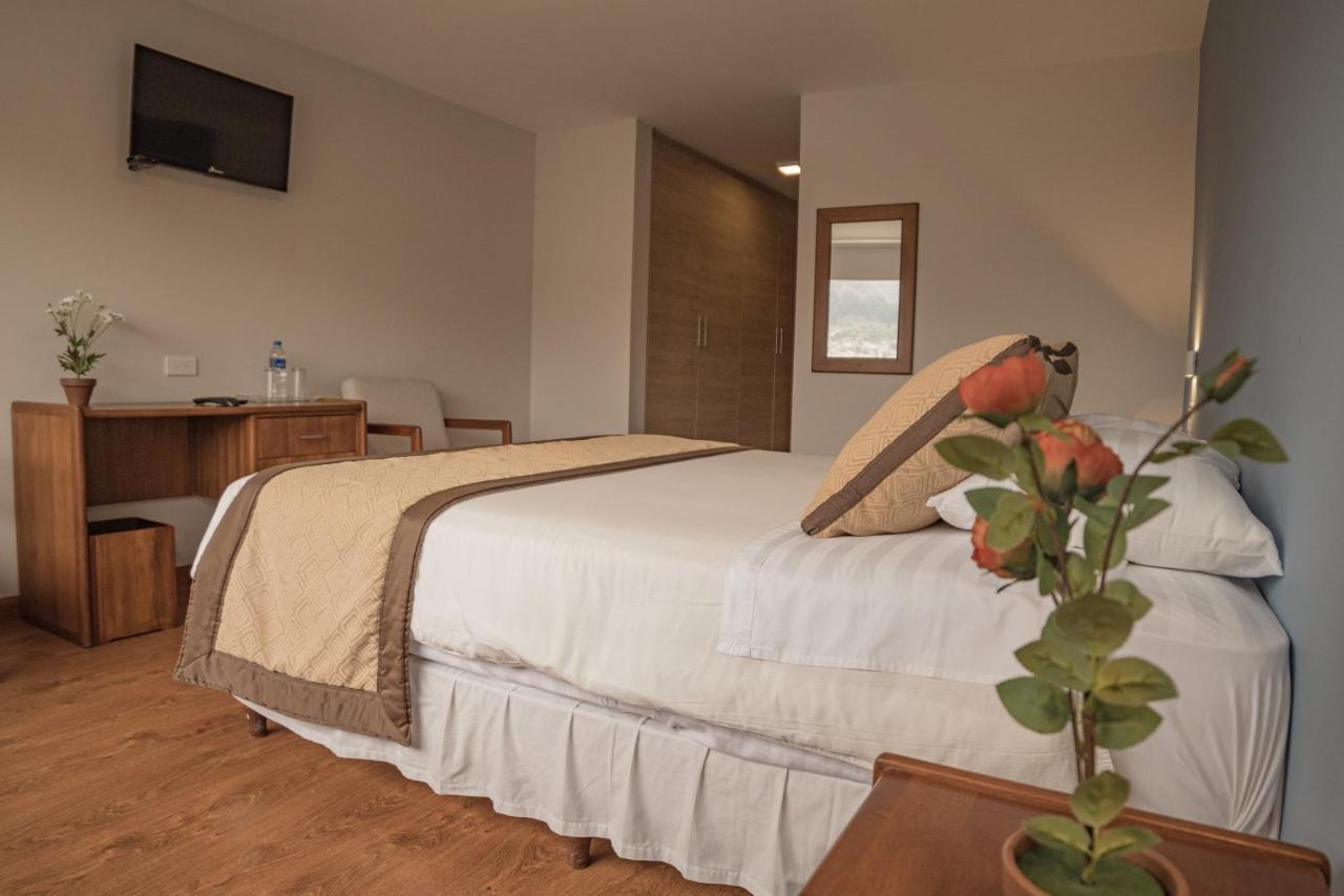 Hotel Ambato Ngoại thất bức ảnh
