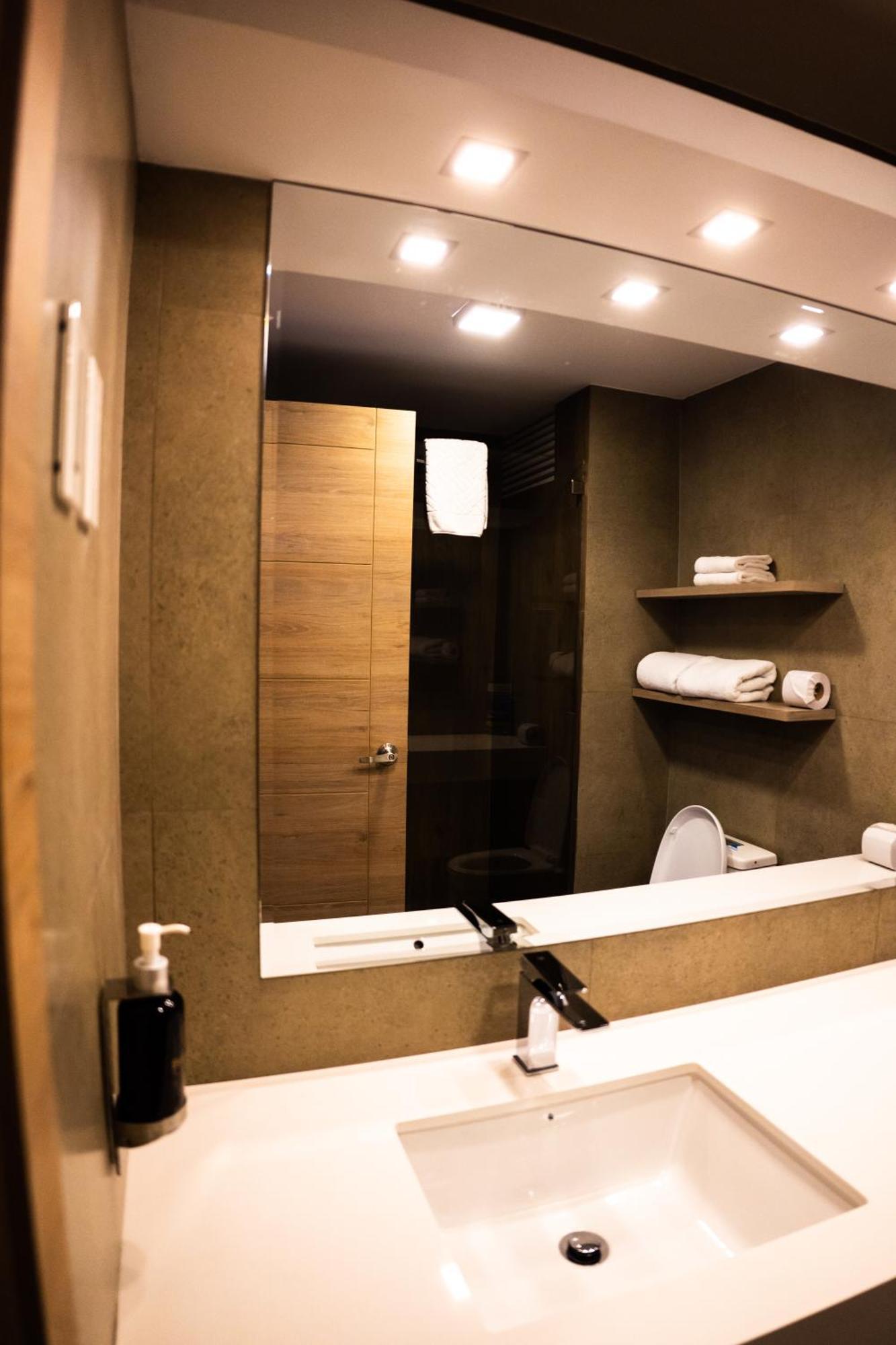 Hotel Ambato Ngoại thất bức ảnh