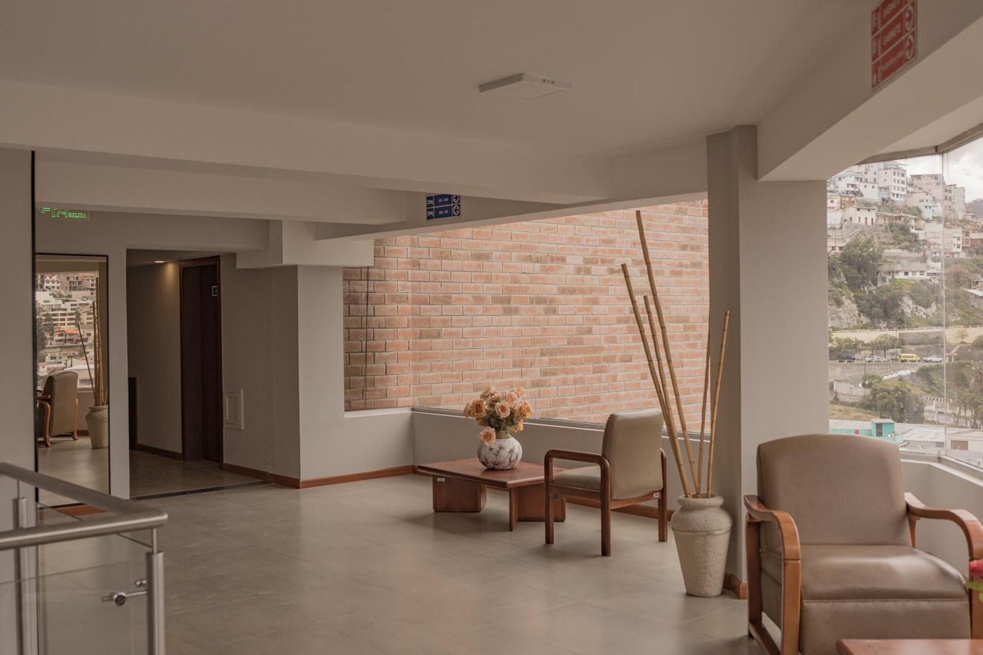 Hotel Ambato Ngoại thất bức ảnh