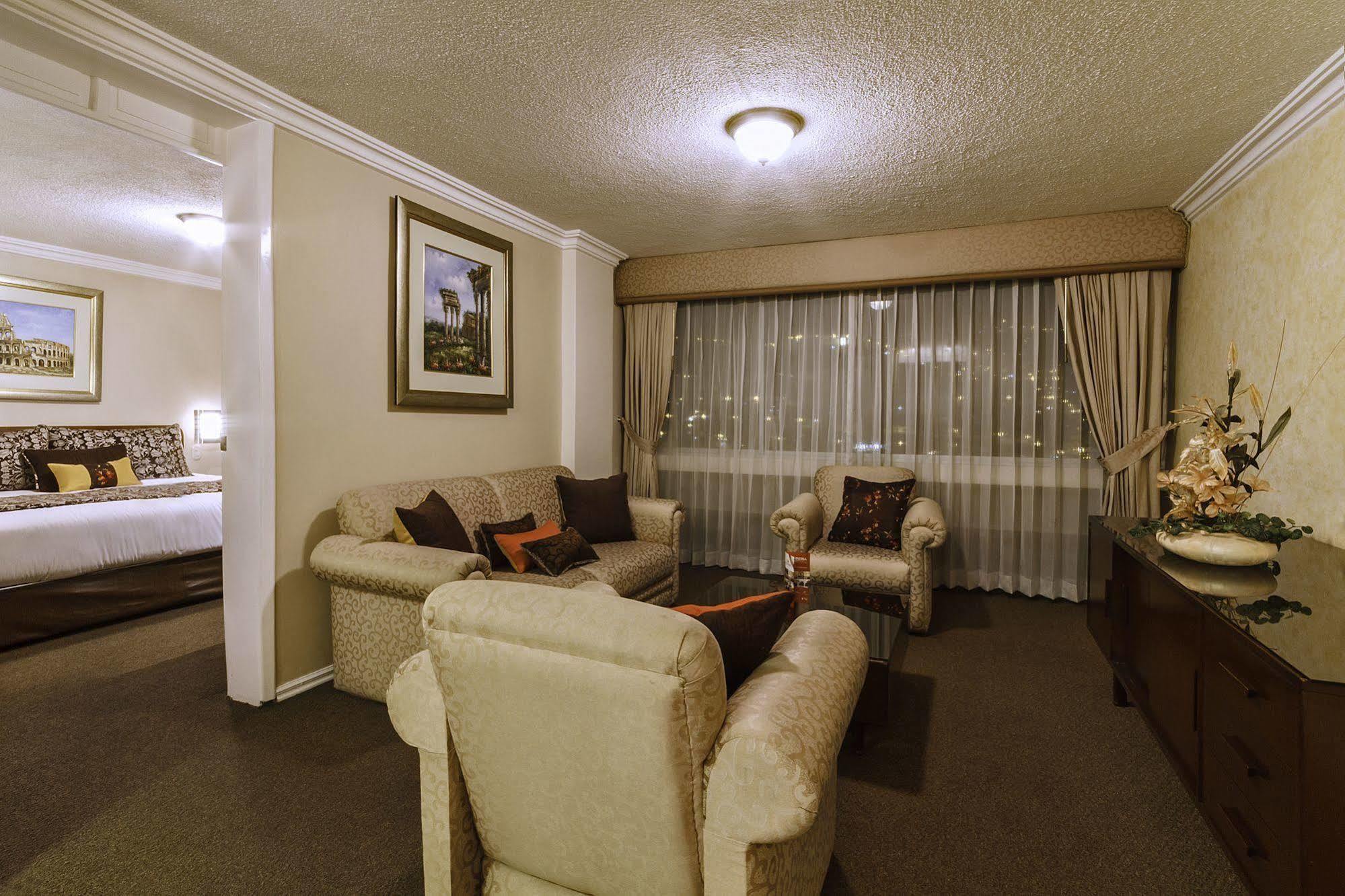 Hotel Ambato Ngoại thất bức ảnh